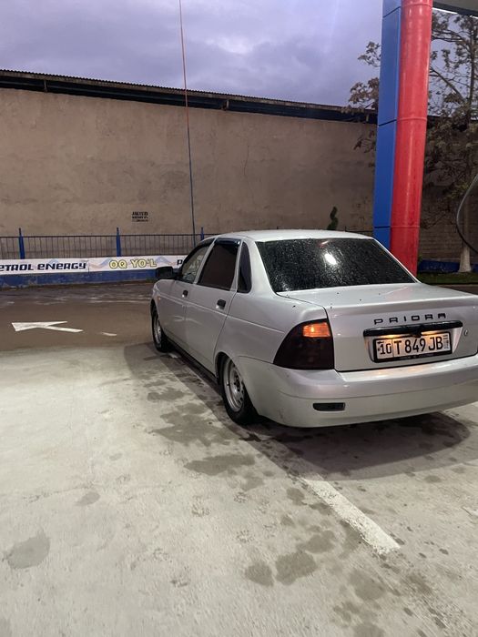 Lada priora 2171