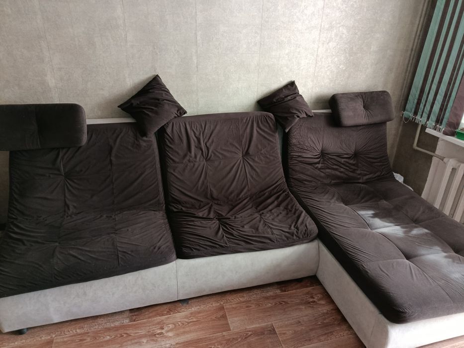 Продаю Диван Пума