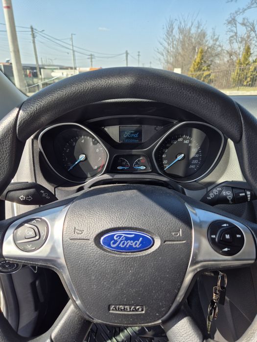 Vând Ford Focus mk3 2014