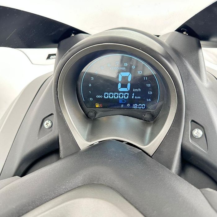 Продам скутер 150 кубов