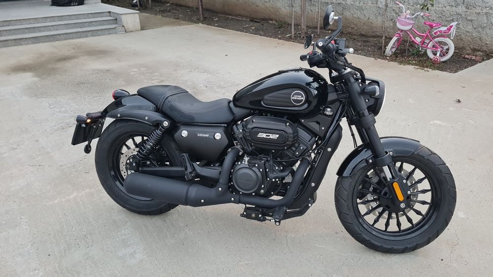 Motocicleta Benda Keeway 302