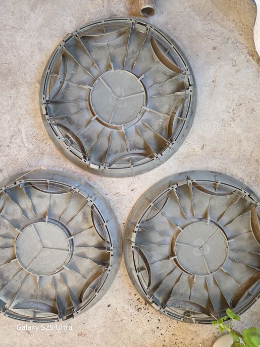 Продавам оригинални тасове 15 и 16 цола за Mercedes Мерцедес