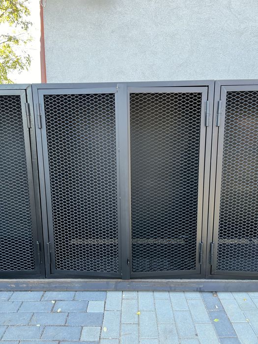 Rafturi si mese robuste din otel