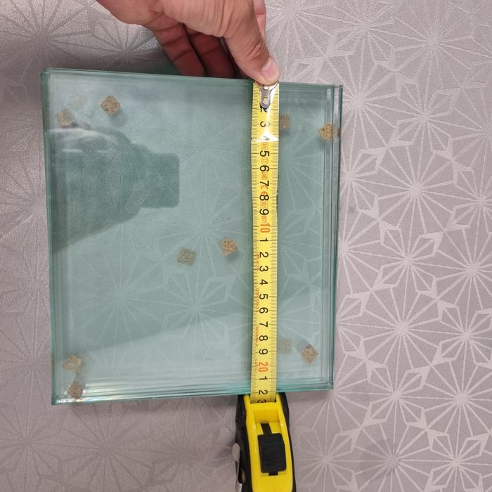 Vand polite de sticla