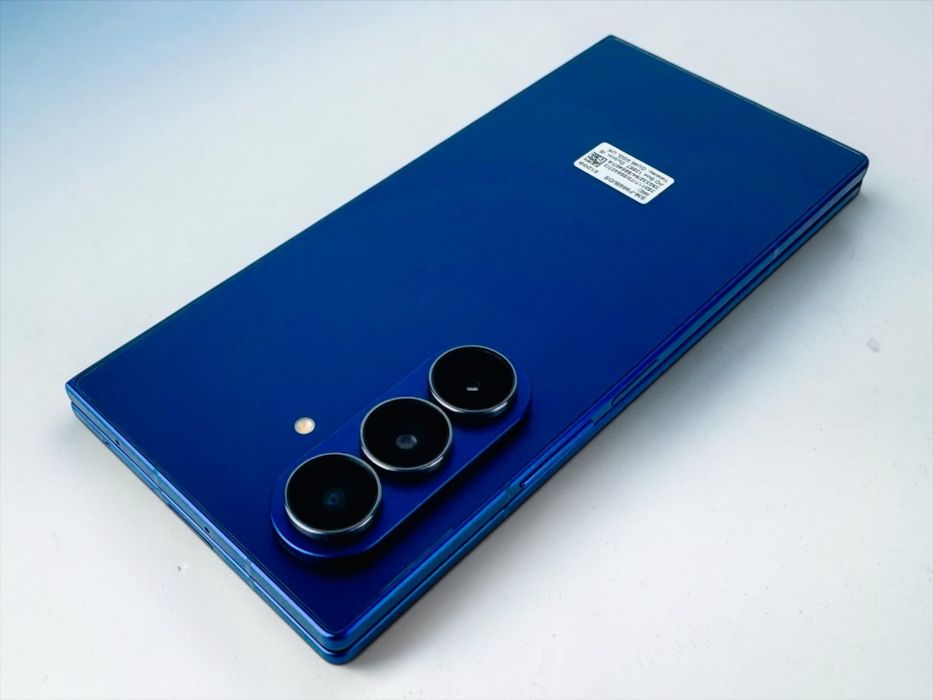 Samsung Galaxy Z Fold 7 5G 512GB 12RAM Blue Отличен! Гаранция!