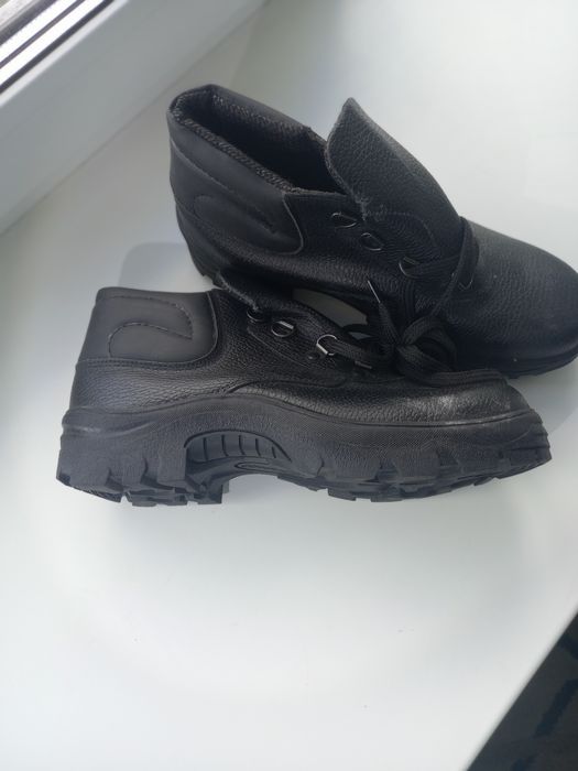 Ботинки 40 размер