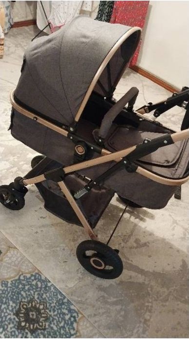 Коляска в хорошем состоянии почти не пользовались