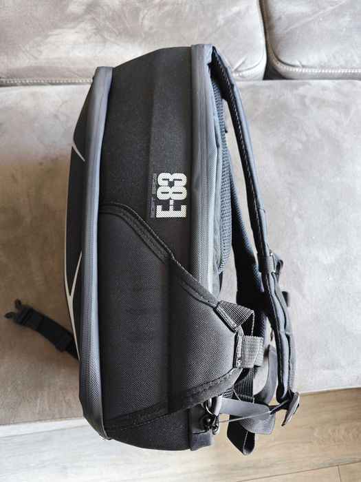 Продавам мото раница Shad E83