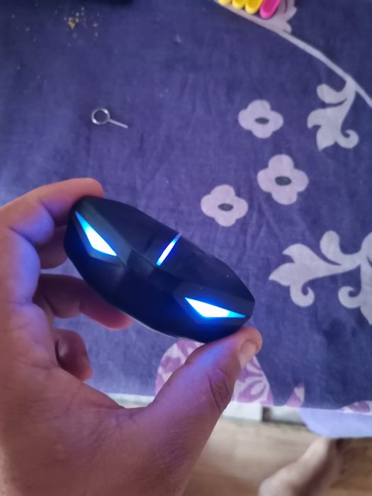 Блутут слушалки оригинални