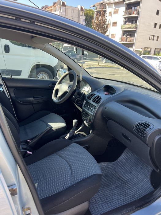 Vand autoturism Peugeot 206