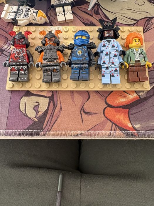 Оригинални Лего фигурки