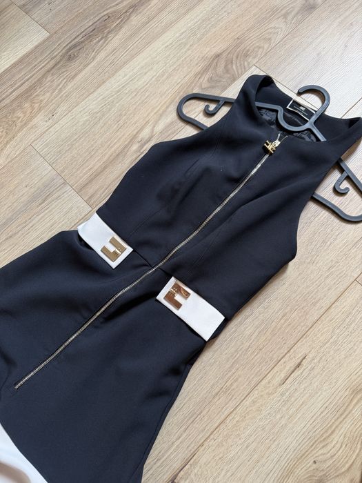 Рокля elisabetta franchi