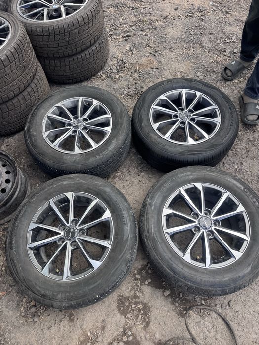 Диски с шинами Тойота Лексу  Биайди р16