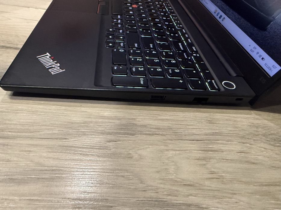 Lenovo ThinkPad E15 Ryzen 7 4700U/16гб/512гб м.2 nvme/подсветка