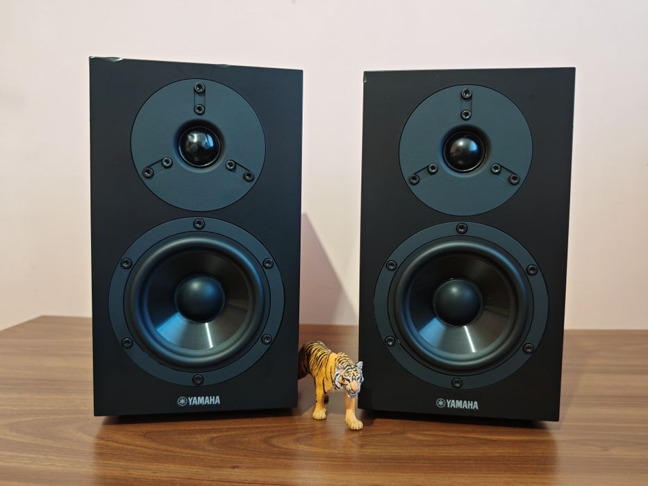 Yamaha NS-BP200. Boxe raft/monitoare top.. Calitate premium. Preț fix.