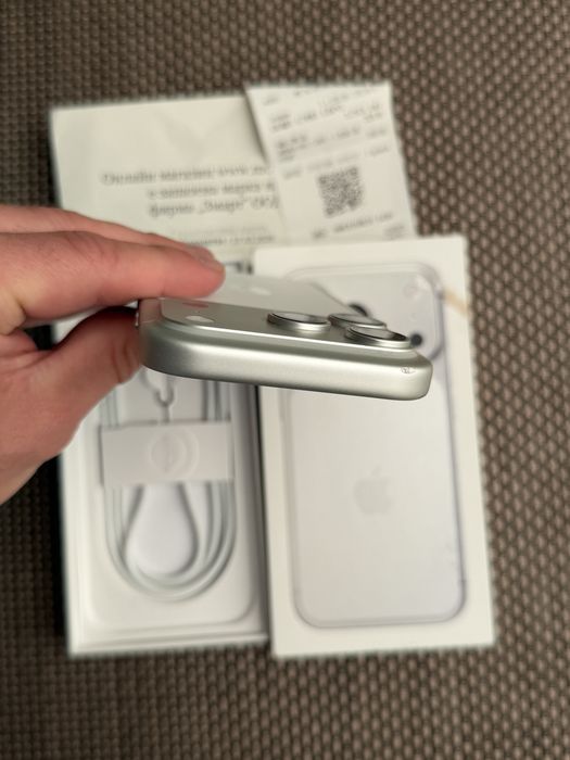 КАТО НОВ! 24М ГАРАНЦИЯ 256GB! iPhone 17 pro Silver айфон 17 про бял