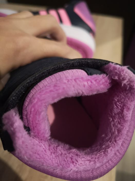 Зимни боти маратонки Adidas  23