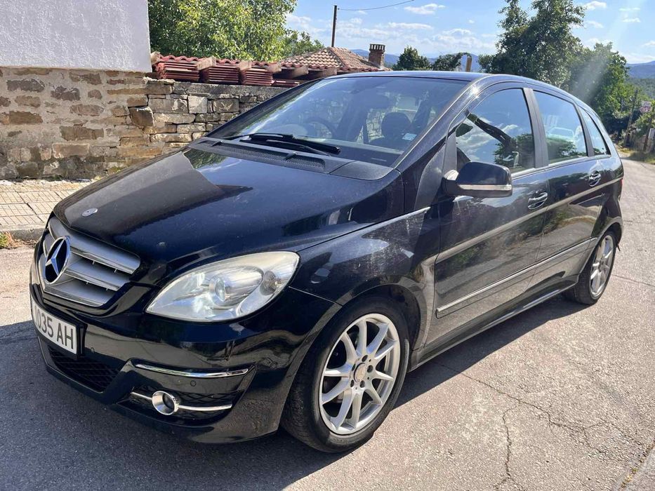 Mercedes B180 2010г на части