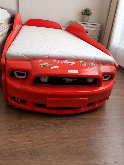 Детская кровать машинка Mustang