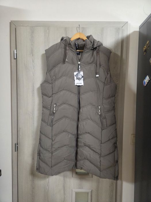 Дамски елек размер 52