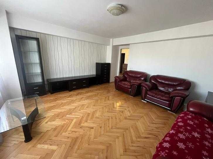 Dau in chirie apartament 4 camere, 94 mp, 2 băi, 2 parcări, Titulescu – Interservisan