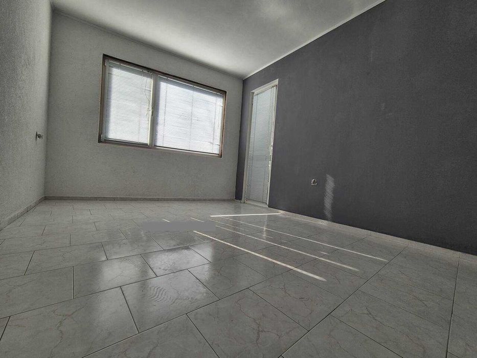 Продава се Тристаен апартамент в Хасково, Каменни - 86 кв.м за 1280 €/кв.м - Снимка #3