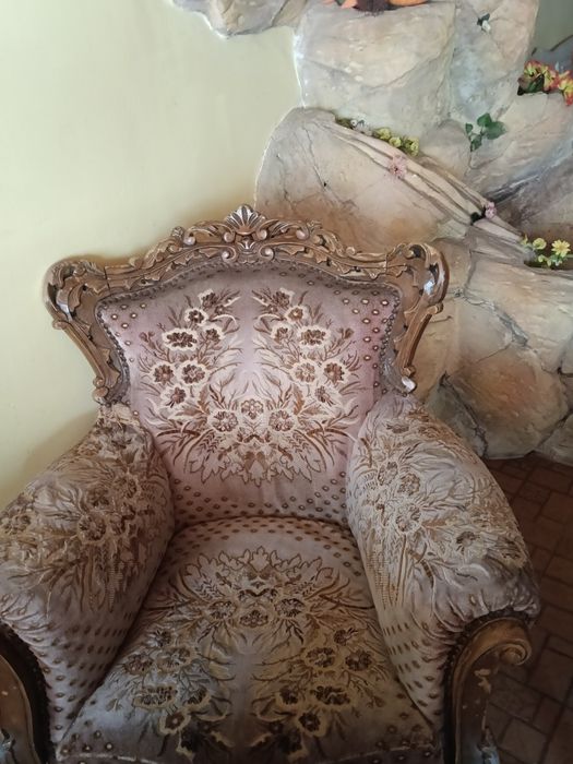 Продавам винтидж гарнитура