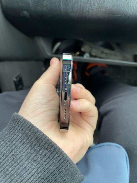 Продам iphone 13про