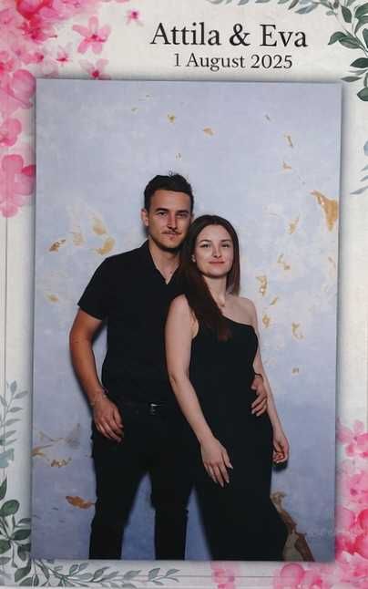 OFERTĂ Photobooth + Audio Guest Book Oradea Distracție Garantată!