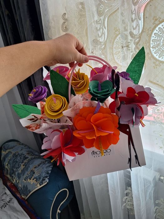 цветы 5000,живые и ручной работы