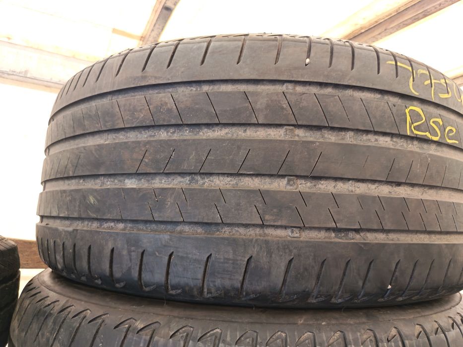 Anvelope vara 275 40 20 Bridgestone runflat 2023 5mm