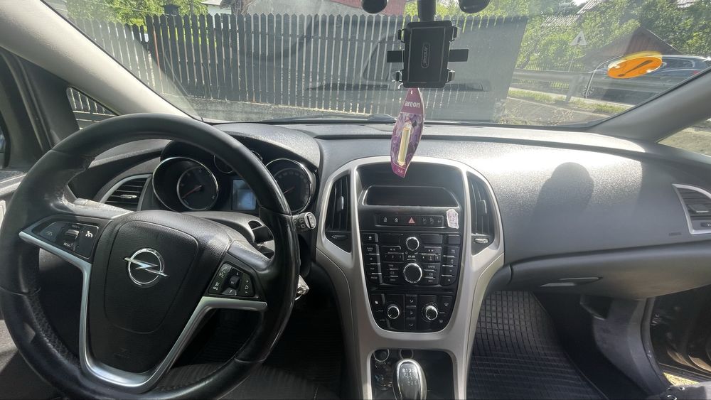vand/schimb opel asta j