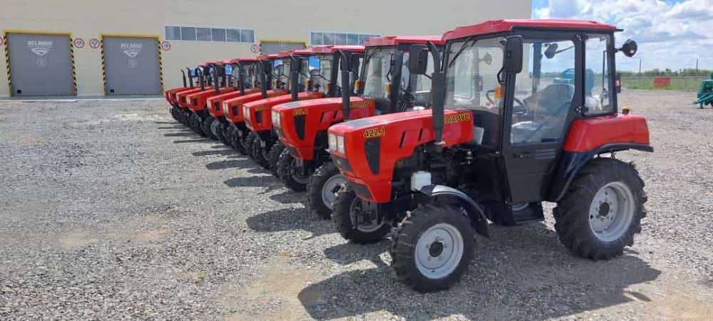 Трактор Беларус 320.4