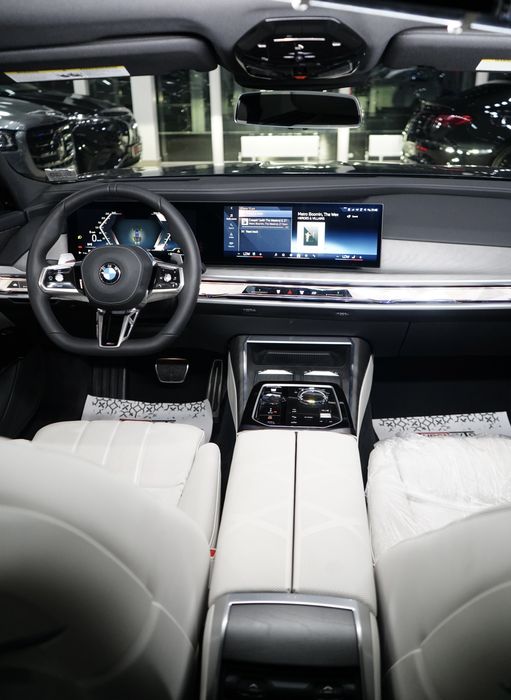 BMW 760 2025 — 6