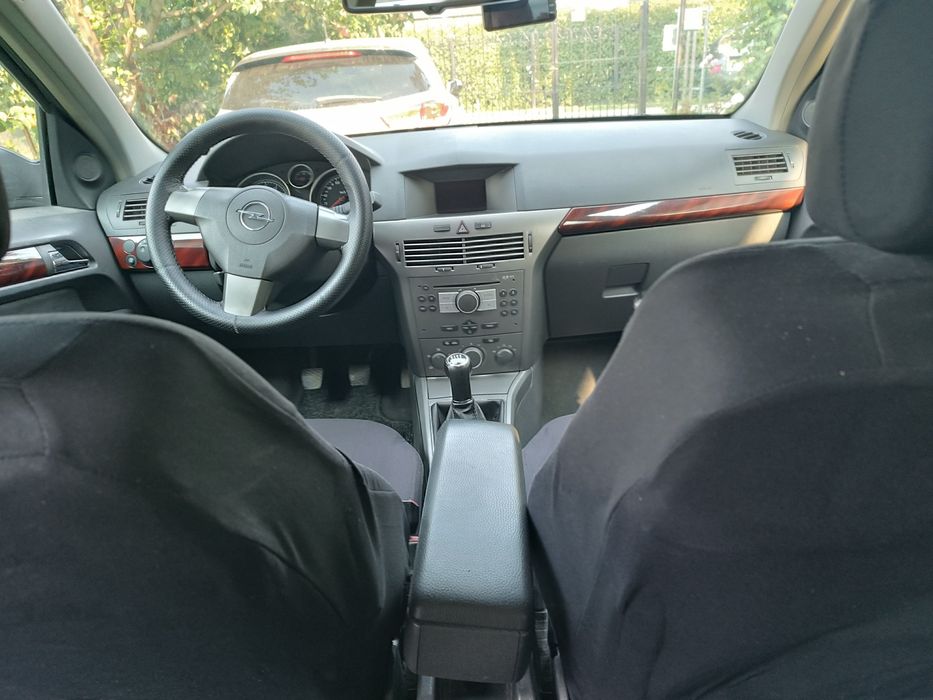 Opel Astra H, stare foarte bună