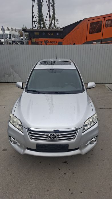 TOYOTA RAV4 2010 — imagine 4