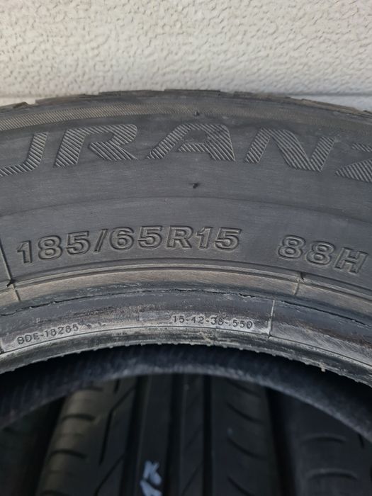 Летни гуми 4 броя BRIDGETONE Turanza T001 185 65 R15 дот 3417