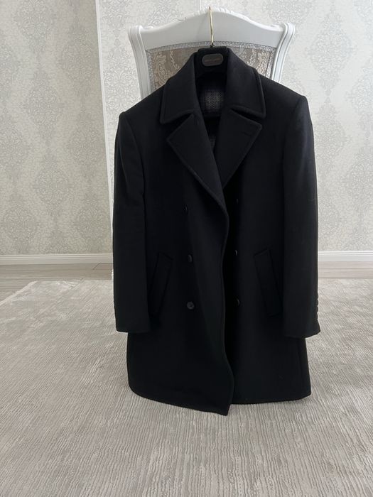 Продаю мужское Пальто