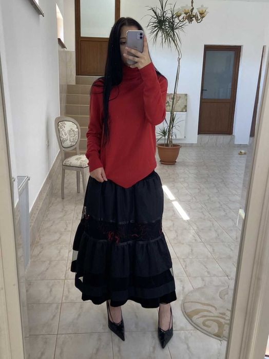 Fusta midi Agnes Toma - CU ETICHETA (catifea neagra si dantela)