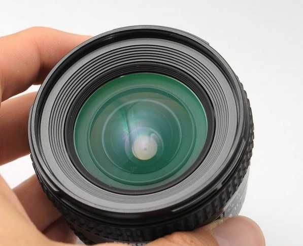 Объектив Nikon Nikkor 20mm f/2.8D AF ( Japan ) Отличное состояние