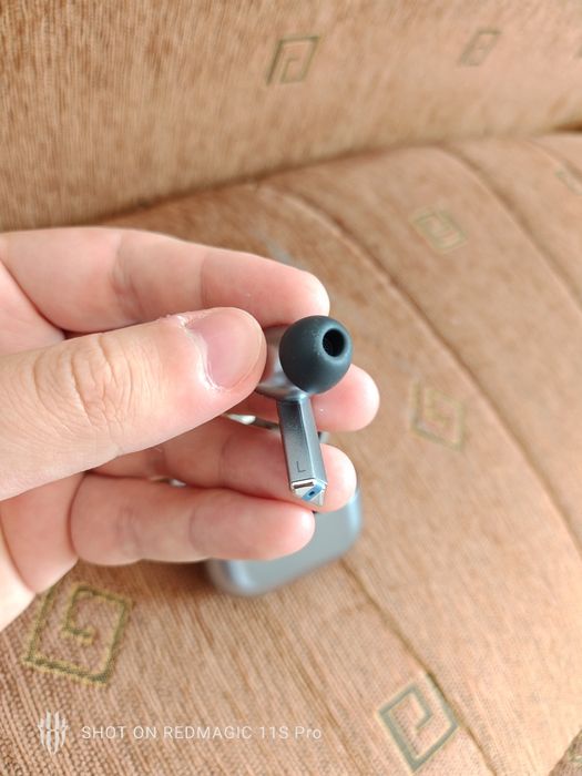 Galaxy Buds 3 Pro , noi (folosite 1 Luna)