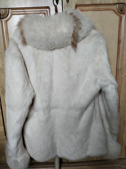 Продам полушубок