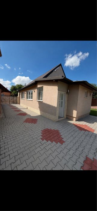 Casa de vanzare