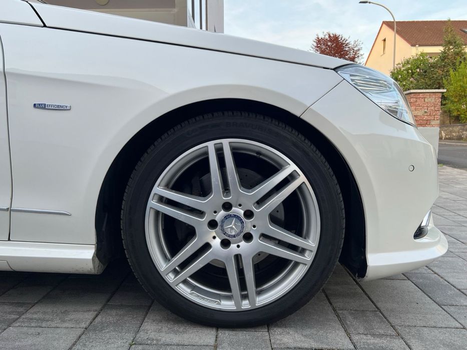 На части! Mercedes E350 CDI W212 AMG пакет седан 265 кс 7G tronic