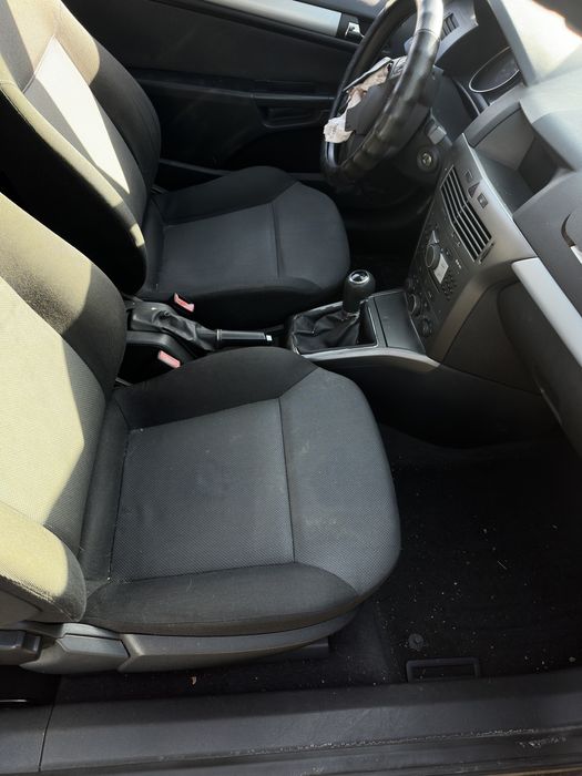 Само на части! Opel Astra H GTC 1.4i Z14XEP