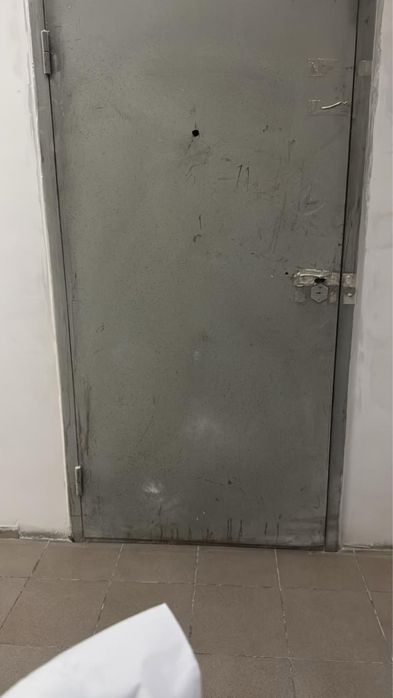 Продам дверь, демонтаж и вывоз самостоятельно!