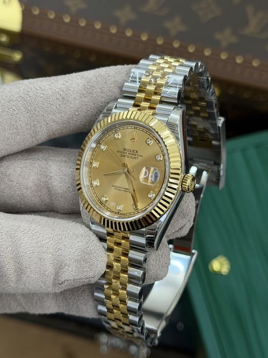 Rolex Date-Just 41mm Champagne ETA 3235