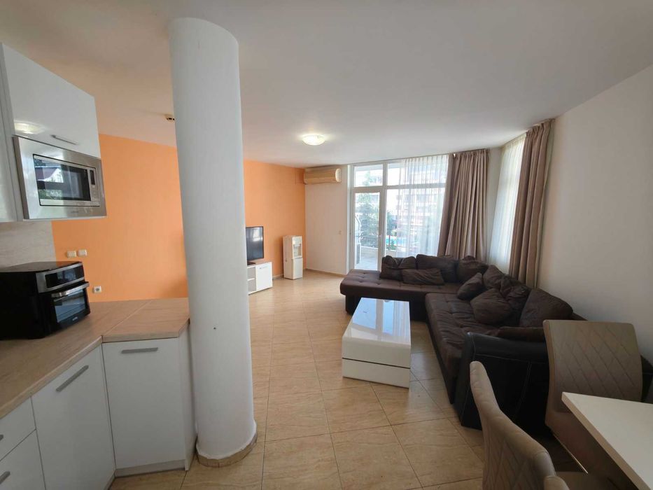 Продава се Тристаен апартамент в к.к. Слънчев бряг - 101 кв.м за 556 €/кв.м - Снимка #1