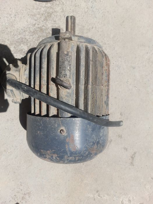 Elektodvigatel sotiladi