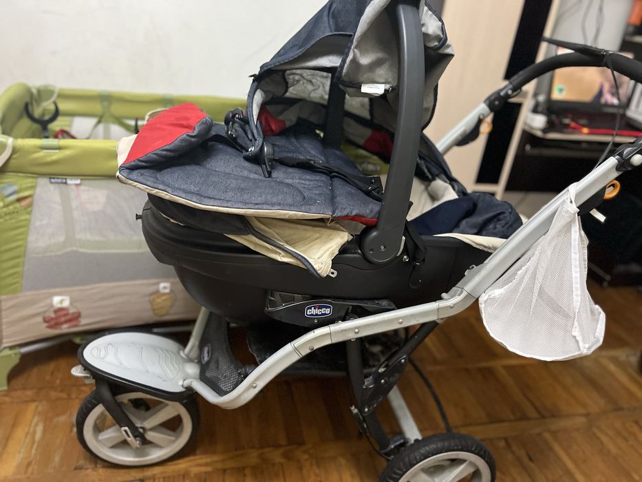 Детская коляска ( зима- лето)